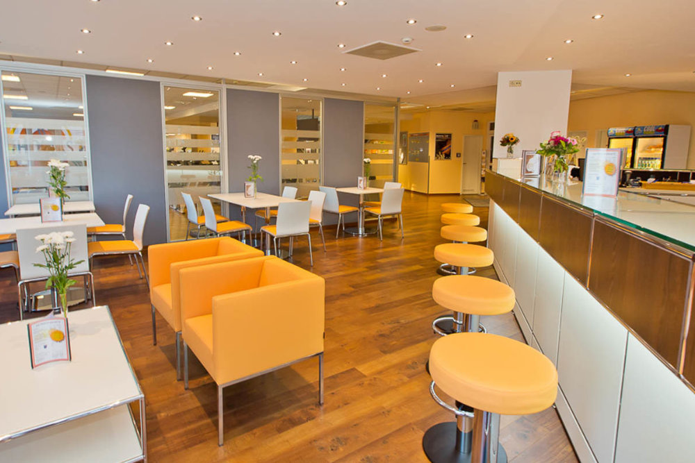 Loungebereich im TSC Löbtau – dein Fitnessstudio in Dresden
