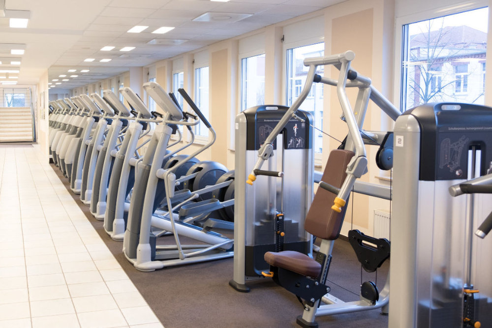 Cardiobereich mit modernen Ausdauergeräten im Thomas Sport Center Dresden Pieschen