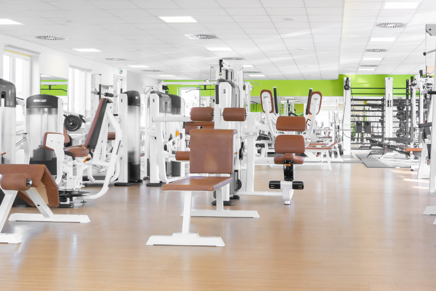 Trainingsfläche im TSC Tolkewitz – Fitnessstudio in Dresden, mobil optimiert